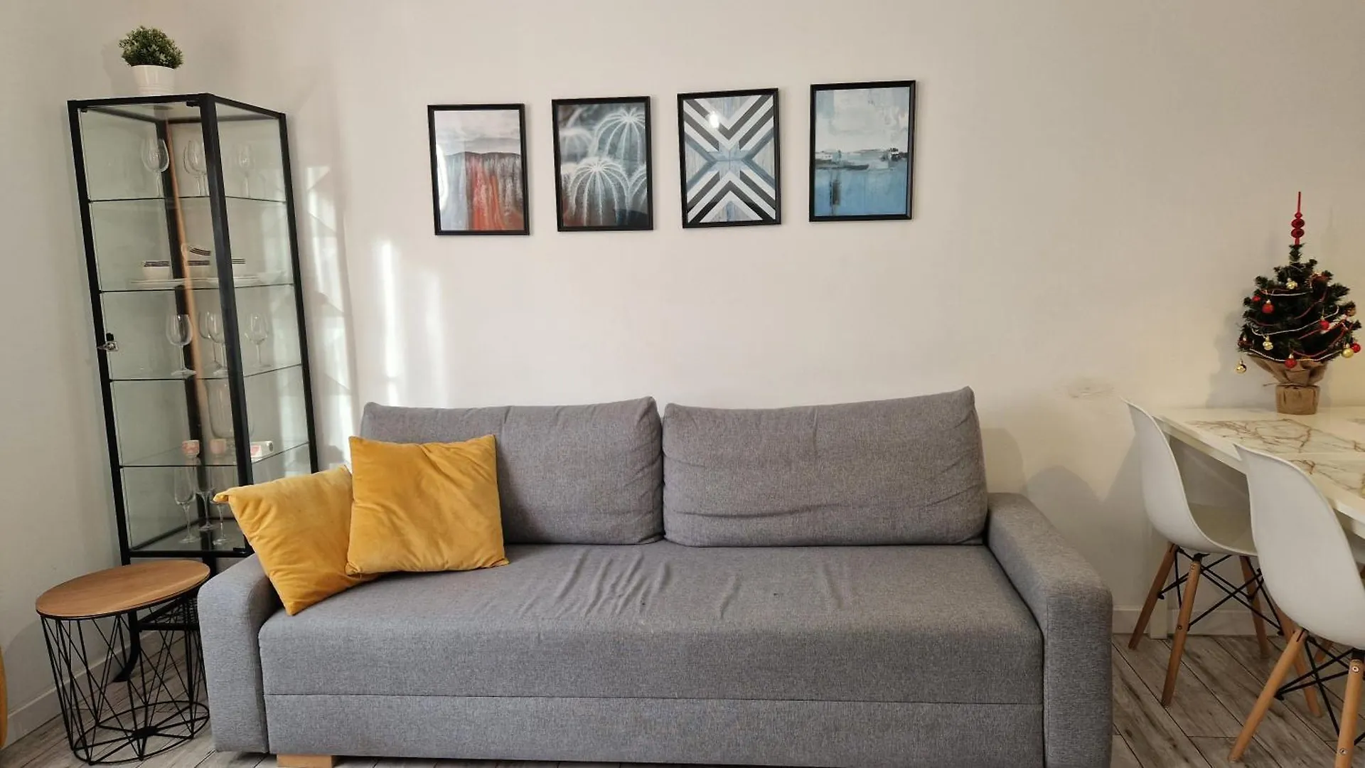 Królewska Apartamenty Centrum Warszawa Apartamento Varsovia